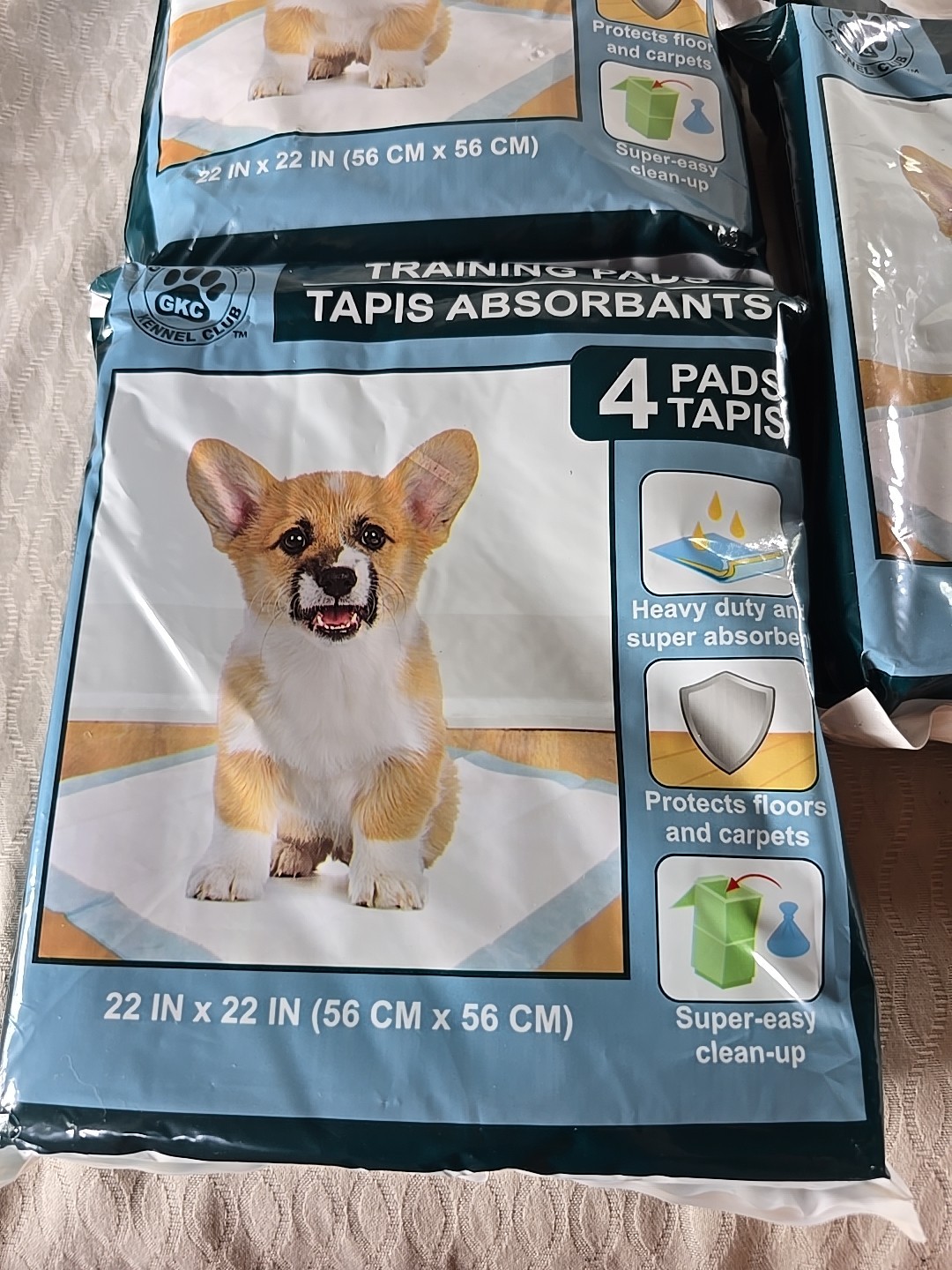 Greenbrier Kennel Club Training Pads 4 Pads 22″ x 22″ Heavy Duty Extra Absorbent