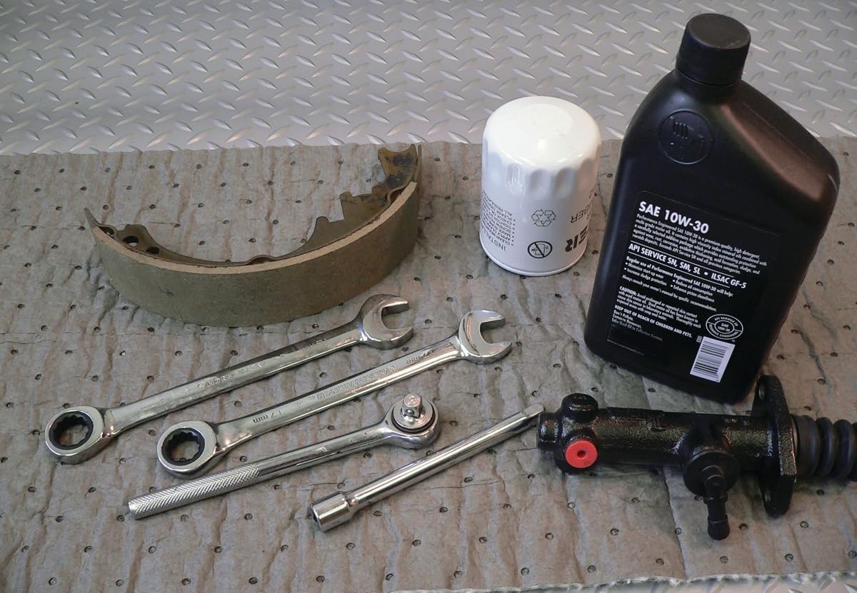 Versatile 15″ x 18″ Drip & Spill Universal Pads for Cleaning & Maintenance
