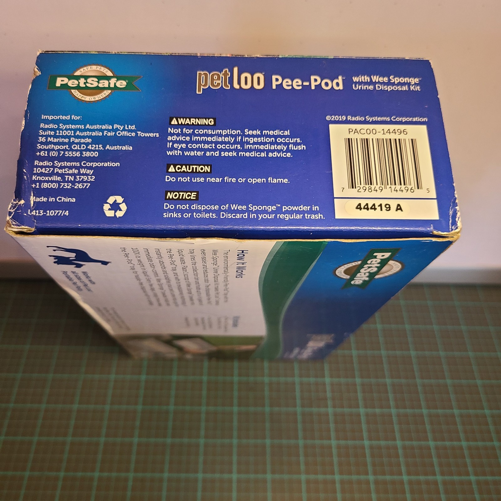 PetSafe Pet Loo Dog Pee-Pod with Wee Sponge Urine Disposal Kit 7 Trays Open Box