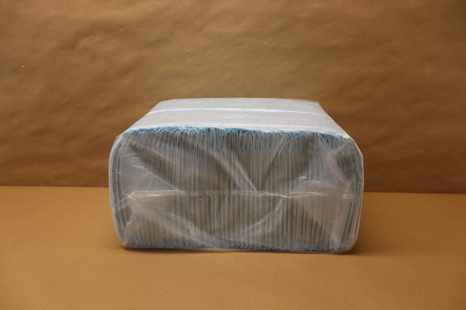 Amazon Basics Puppy Pads 22″ x 22″ Scented Leak Proof Quick Dry 100 Pack