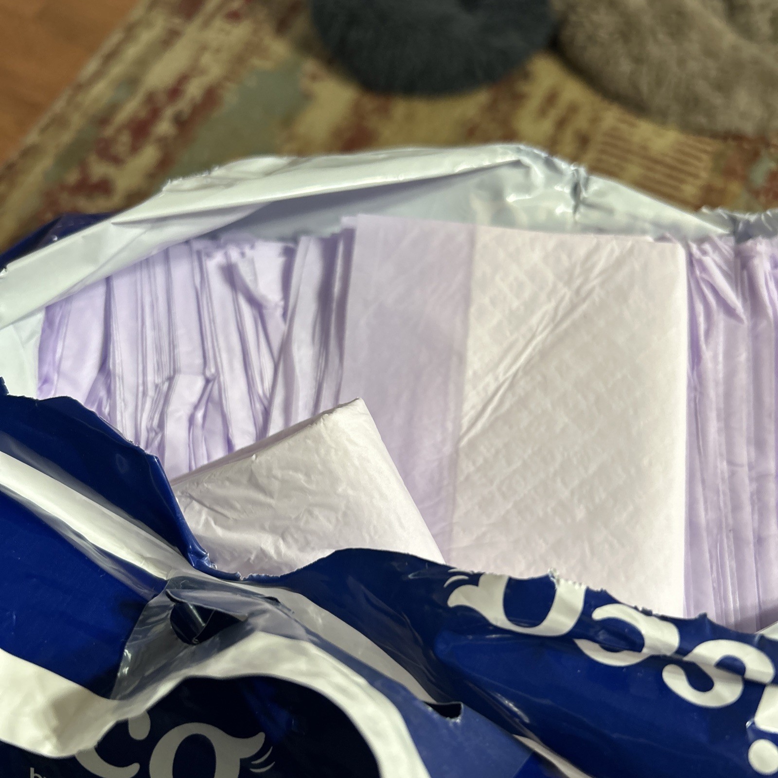 Puppy pads 100 medium Standard Potty Pads Anti Leak 21×21 Open Package