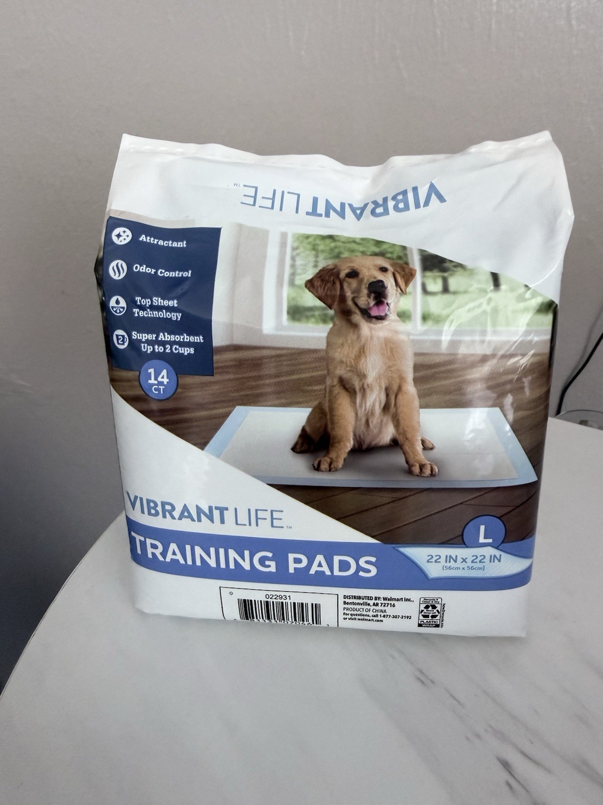 Vibrant Life Training Pads 22x22in 14 Pack Super Absorbent Odor Control