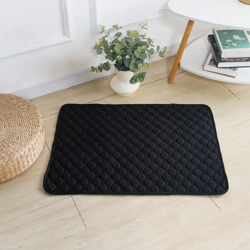 Winter Waterproof Dog Pee Pad Reusable Washable Dog Urine Mat Car Seat Floor Pet