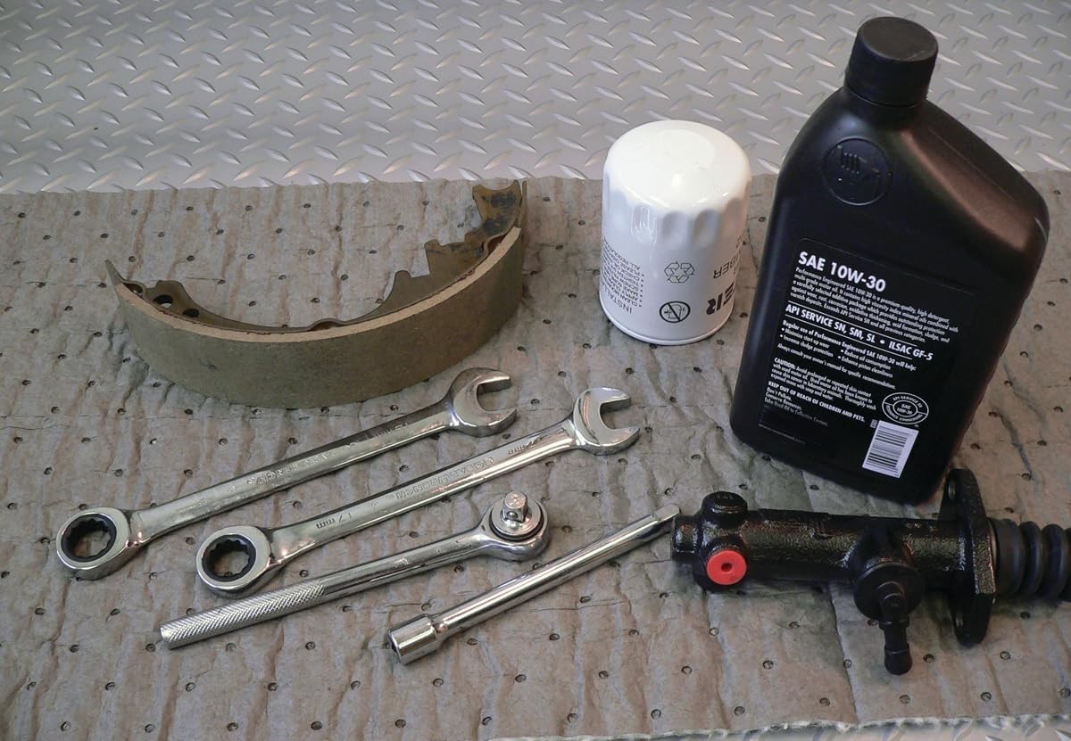 6-Pack Drip & Spill Pads – Essential for Vehicle Maintenance & Cleanup