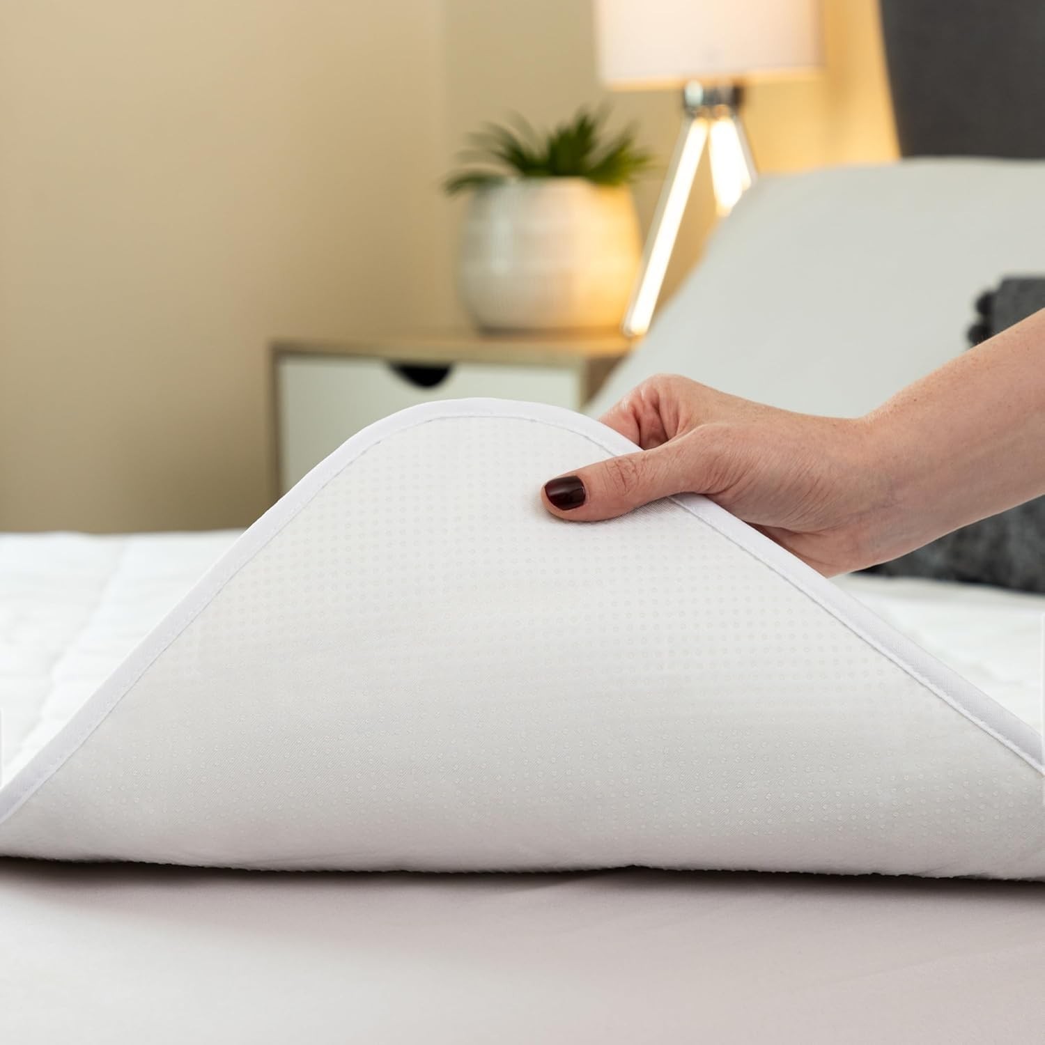 Bed Pads Washable Waterproof – Premium Pack of 2- Washable Pee Pads | Non Sli…