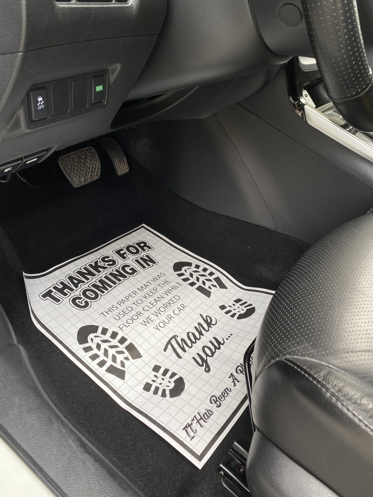 100pcs Car Paper Floor Mats, 16×20 Inch White Disposable Vehicle Floor Pads
