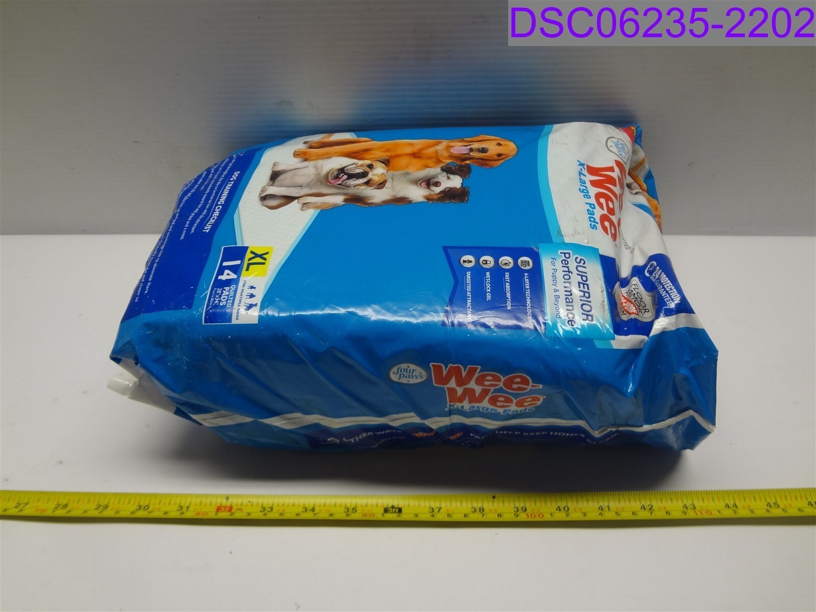 14 pack Four Paws Wee-Wee Pads Extra Large 28″ x 34″
