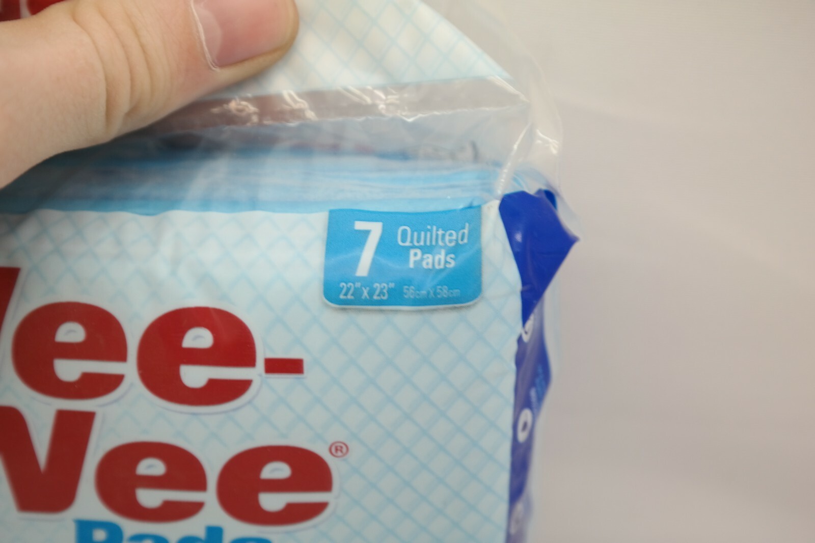 7 Pack Four Paws Wee Wee Pads 22″x23″ White 5-Ply Leak Proof Pads TF