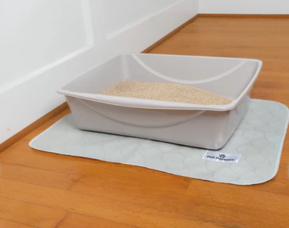 FREE SHIPPING! NEW PAWTECT Washable Pet Pads (set of 2)