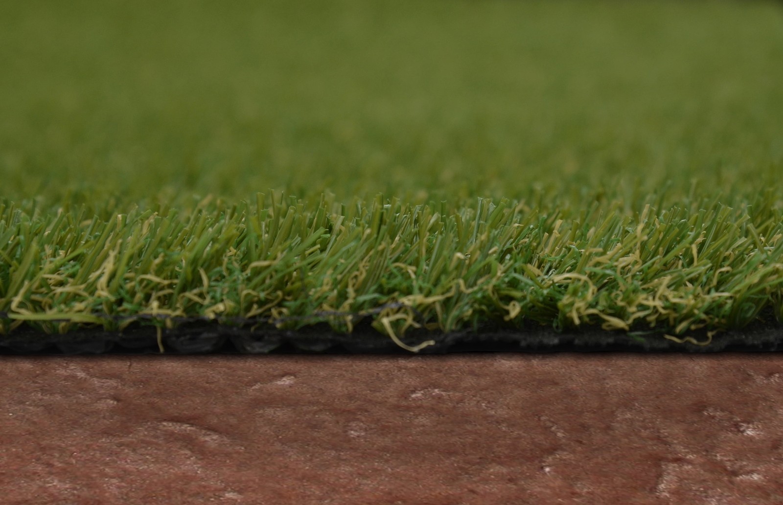 Puppy Pee Pad Easy Clean with Drainage Holes Realistic Artificial Grass Turf New