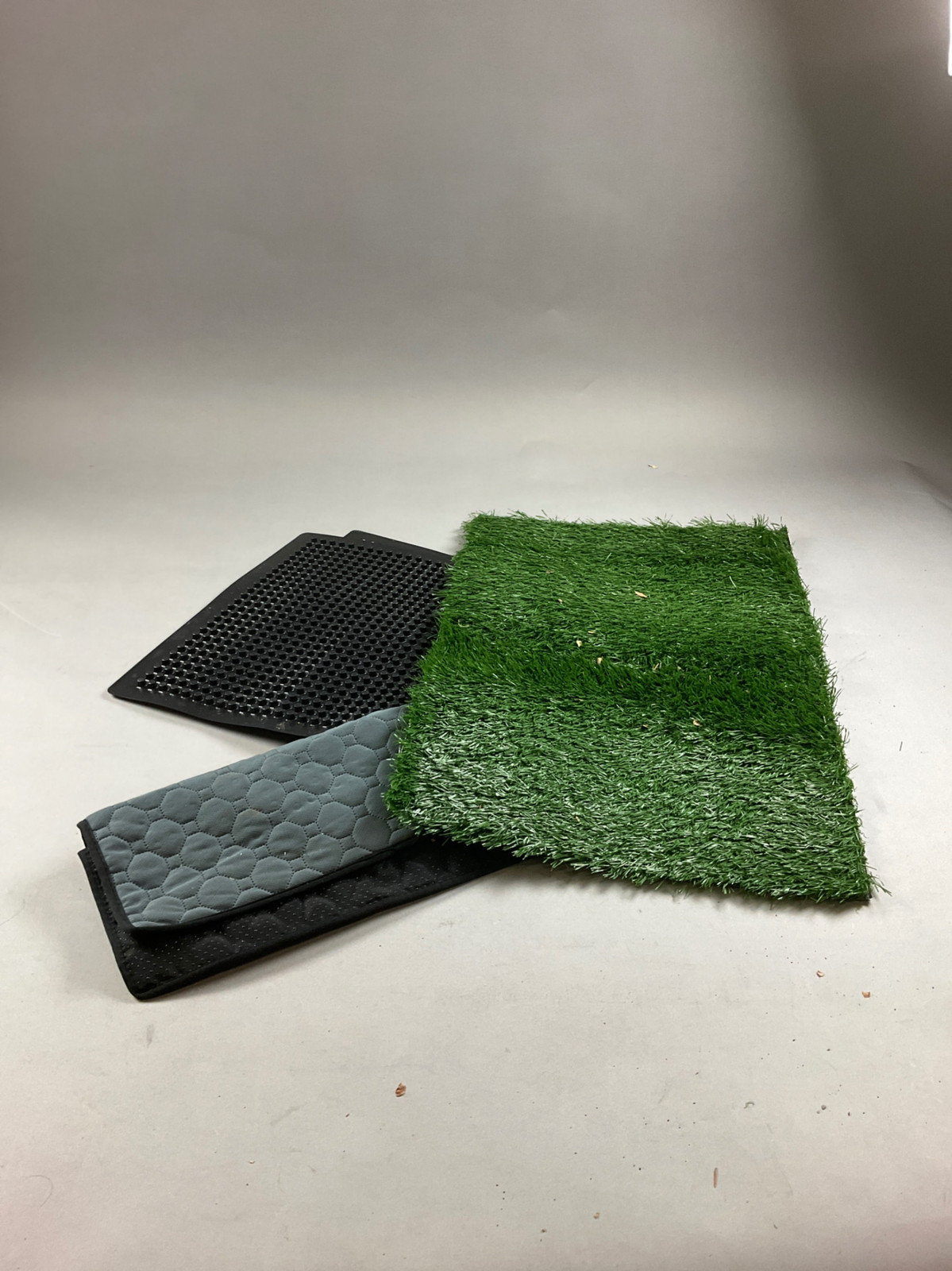 Artificial Grass Puppy Pee Pad for Dogs and Small Pets – 20×30 Reusable 4-Layer